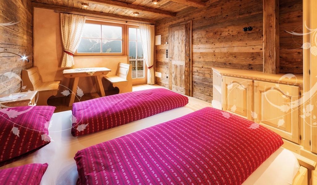 Glinzhof Mountain Natur Resort Agriturismo San Candido Room photo