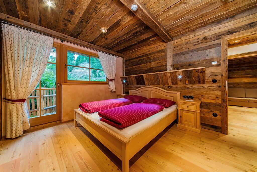 Glinzhof Mountain Natur Resort Agriturismo San Candido Room photo