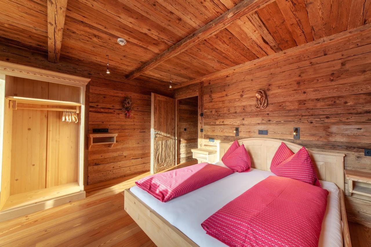 Glinzhof Mountain Natur Resort Agriturismo San Candido Exterior photo