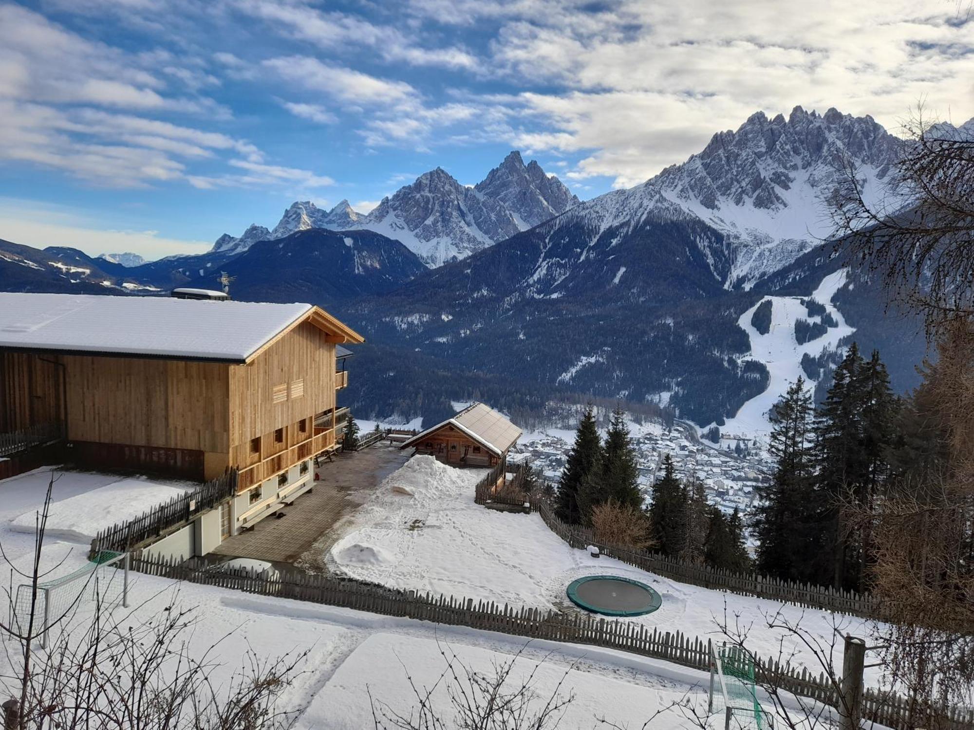Glinzhof Mountain Natur Resort Agriturismo San Candido Exterior photo
